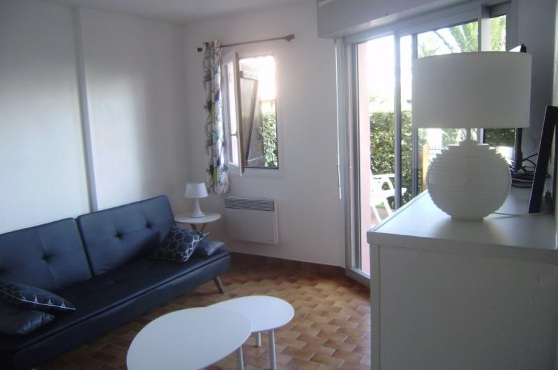 Louvet salon Louvet salon